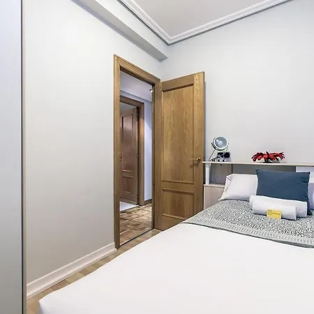 Zurriola Surf * 圣塞瓦斯蒂安